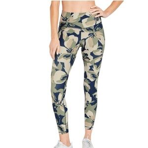 Old Navy Size Small High-Waisted PowerSoft 7/8 Leggings EUC